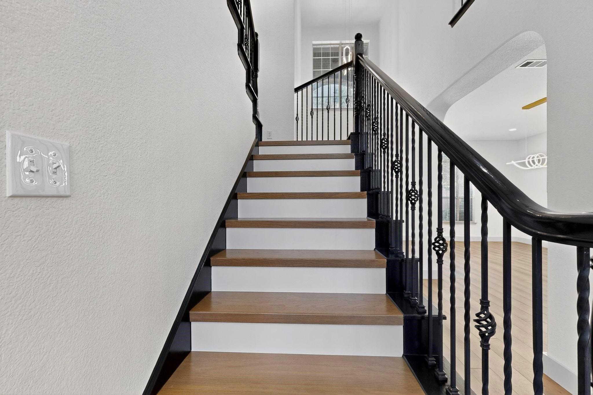 Property photo 4 of 13293 Bavarian Drive, Frisco, TX