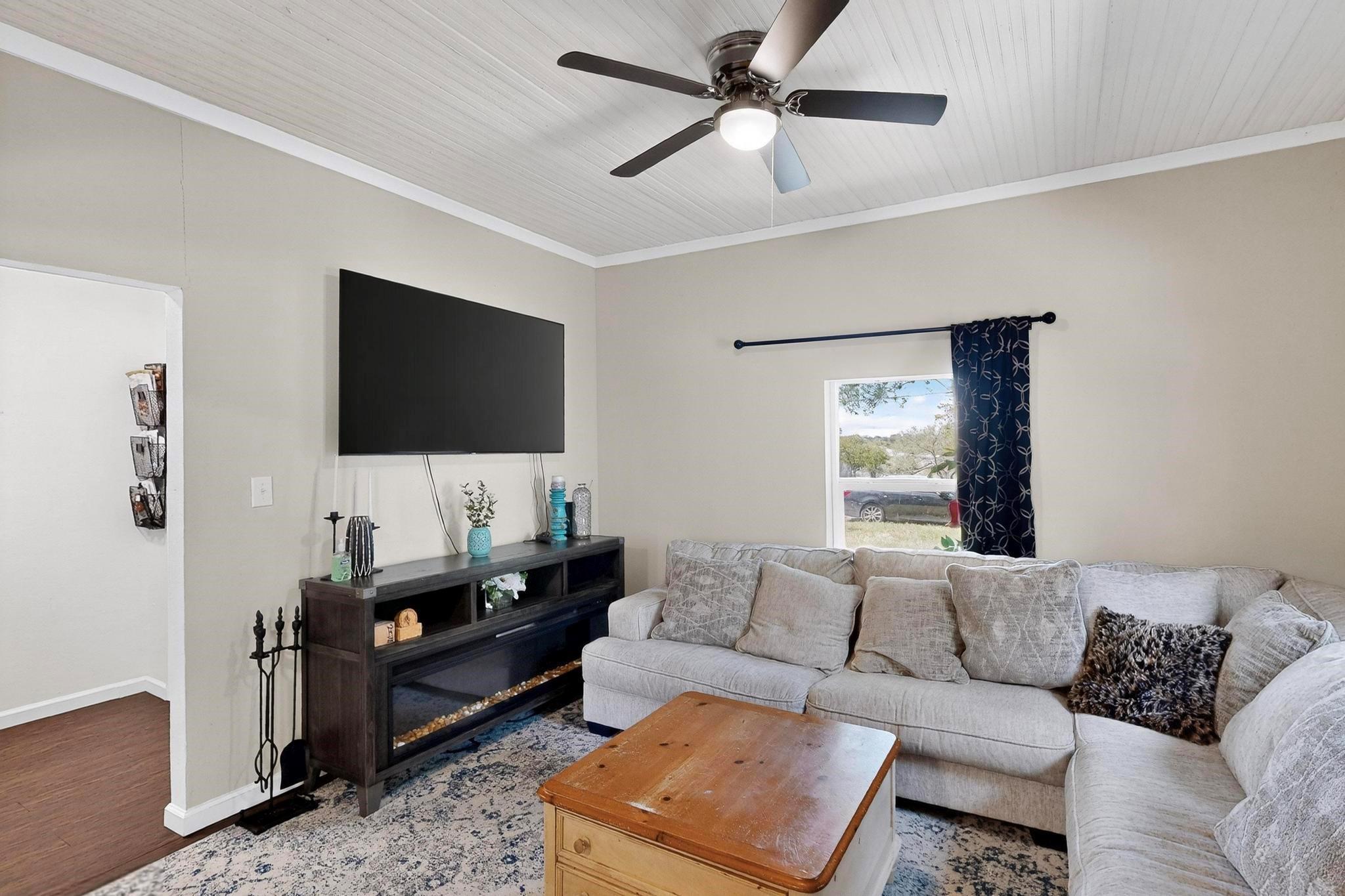 Property photo 4 of 504 Jefferson Street, Hillsboro, TX