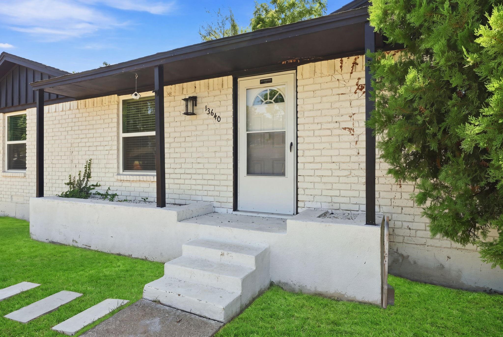 Property photo 2 of 13640 Purple Sage Road, Dallas, TX
