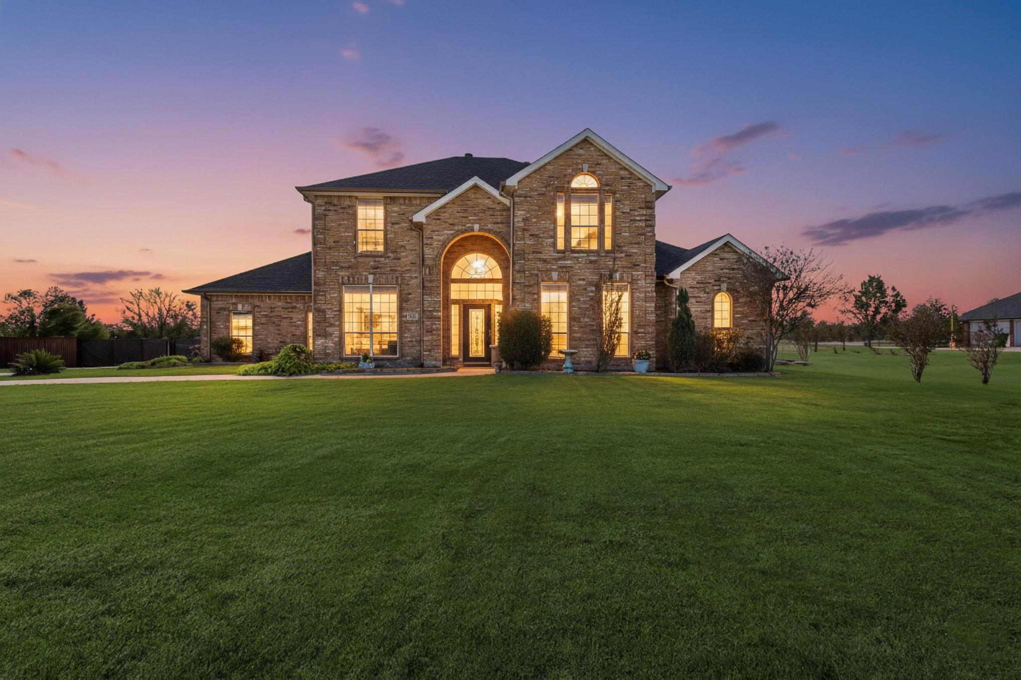 Property photo 2 of 1271 Lone Star Boulevard, Talty, TX