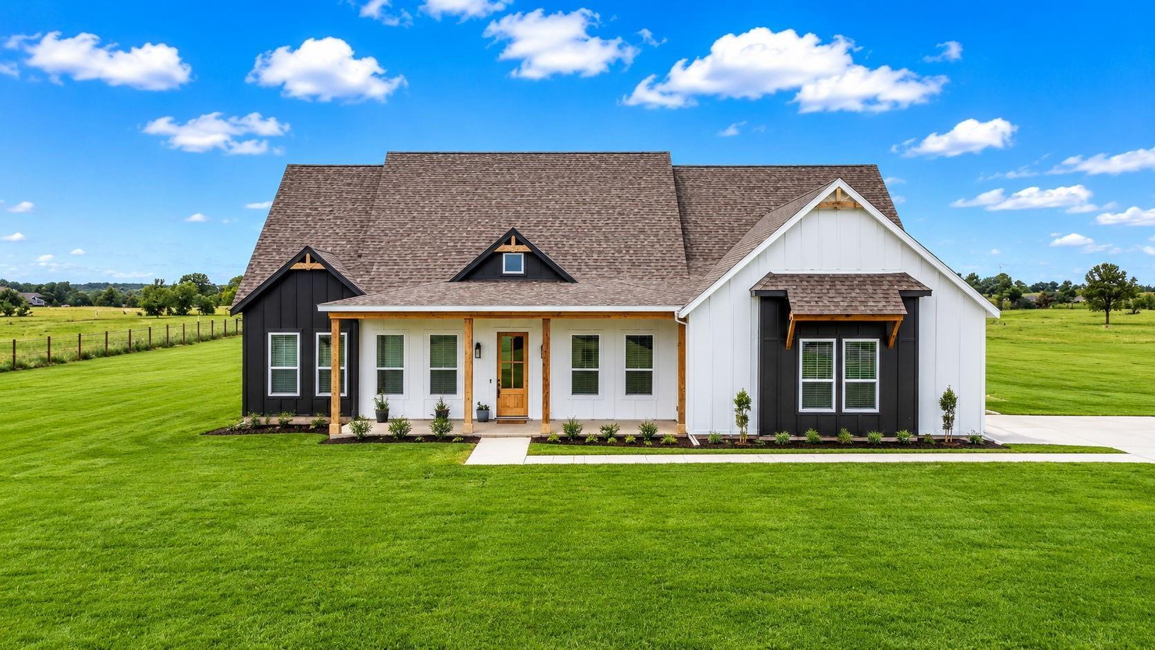 Main photo of property at 4318 County Road 1088, Celeste, TX