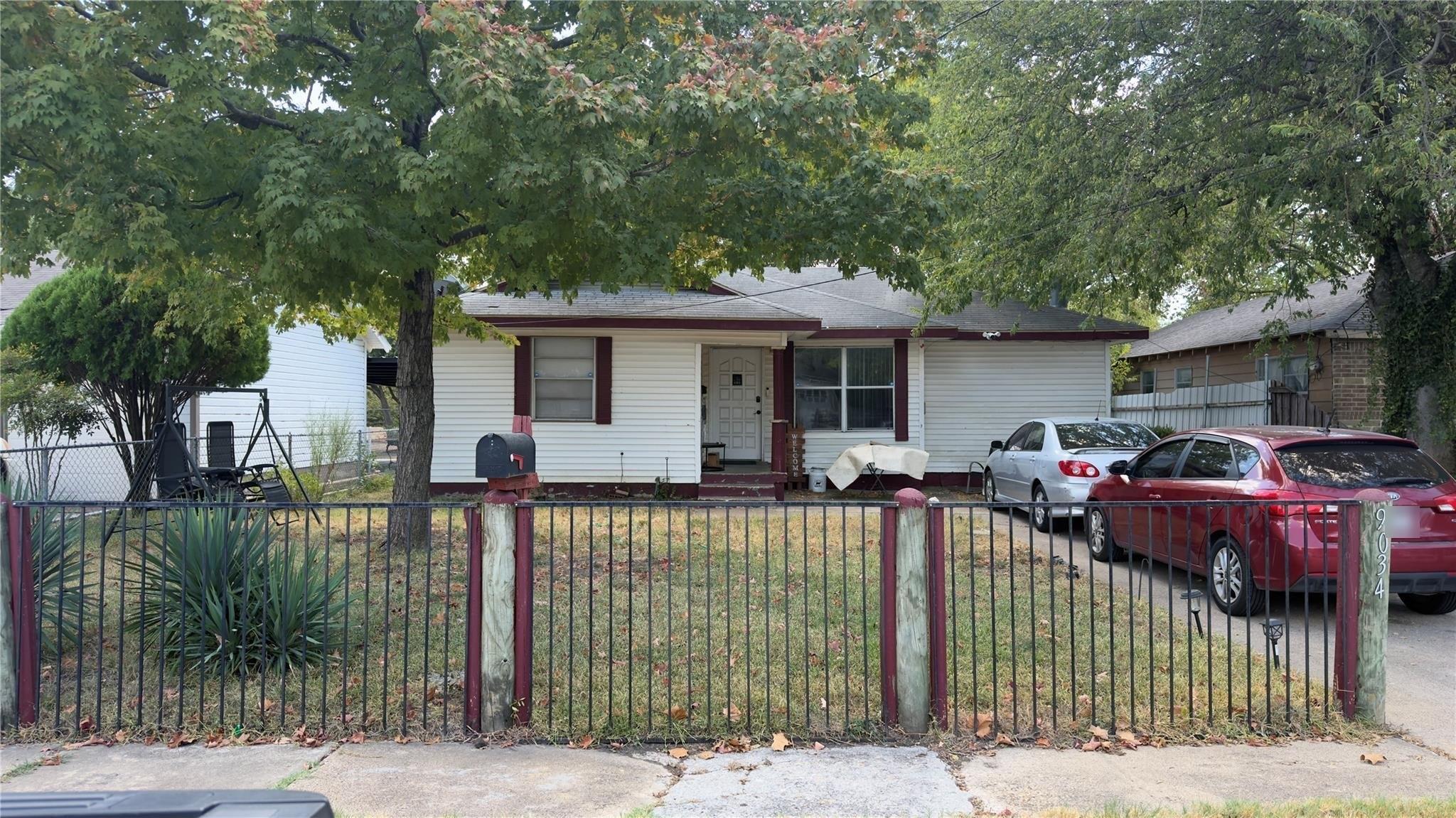 Property photo 2 of 9034 Cardella Avenue, Dallas, TX