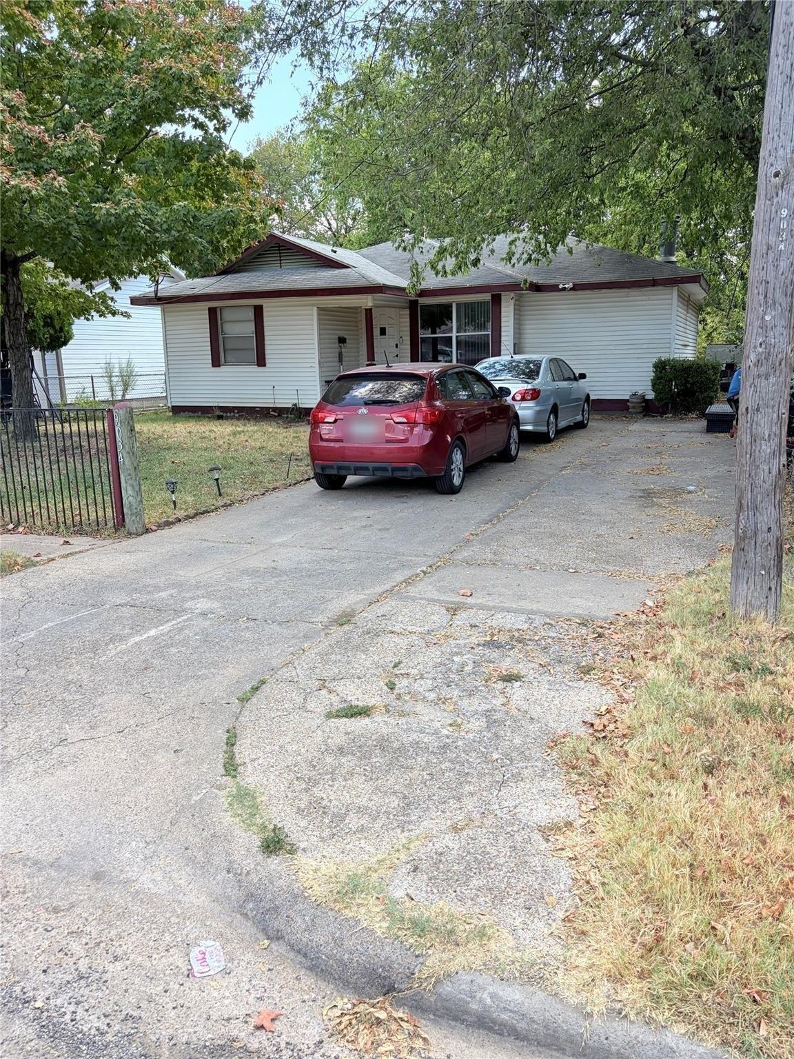 Property photo 3 of 9034 Cardella Avenue, Dallas, TX