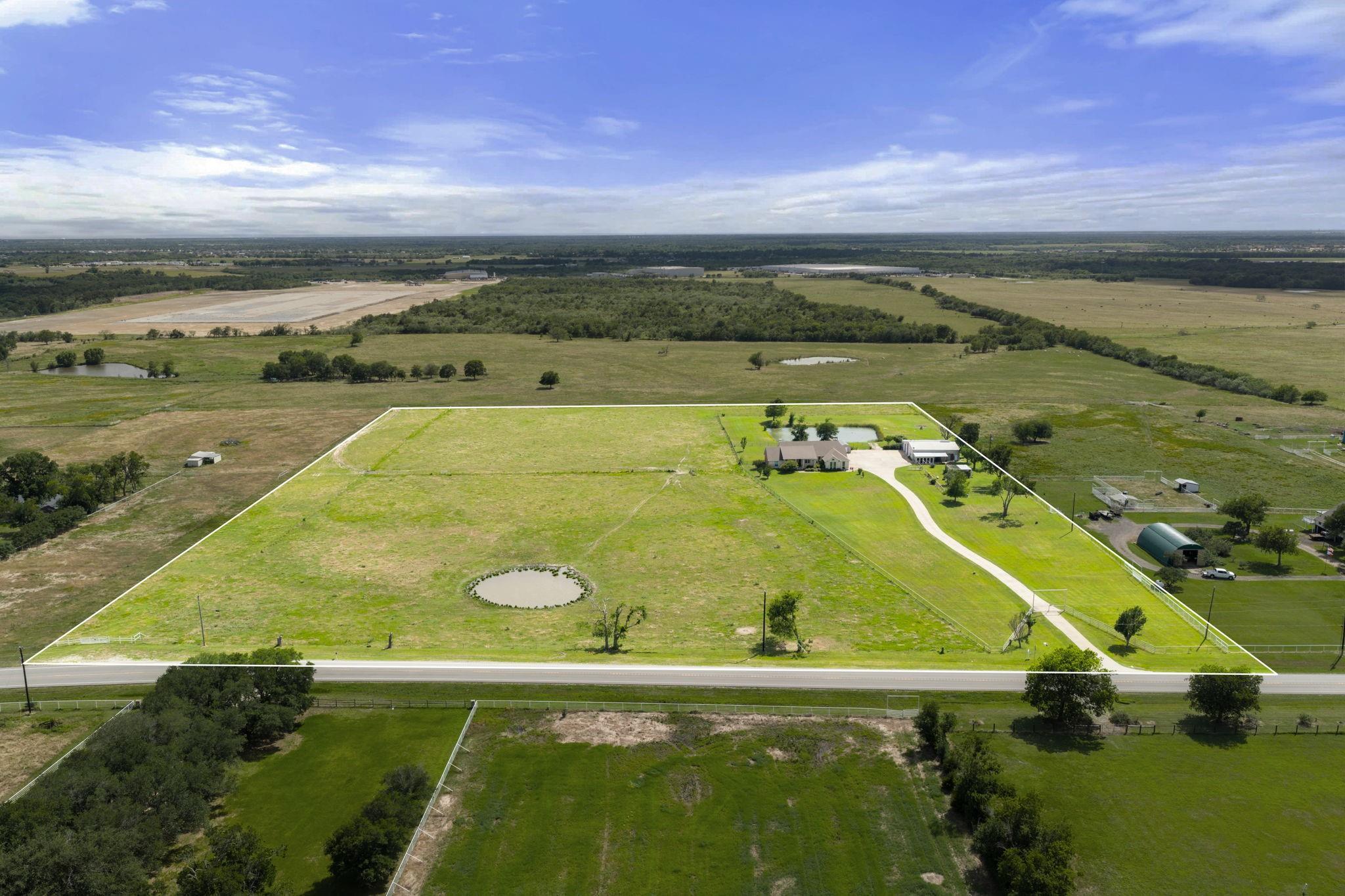 Property photo 4 of 19401 Fm 429, Terrell, TX